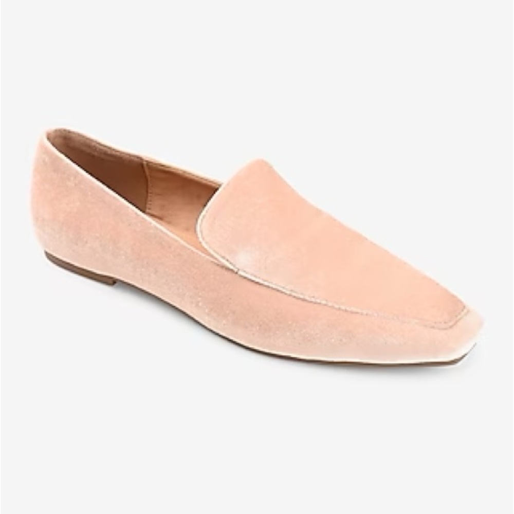 MP_Journee Collection Comfort Foam Silas Flat
Size: 8.5
Color: NUDE